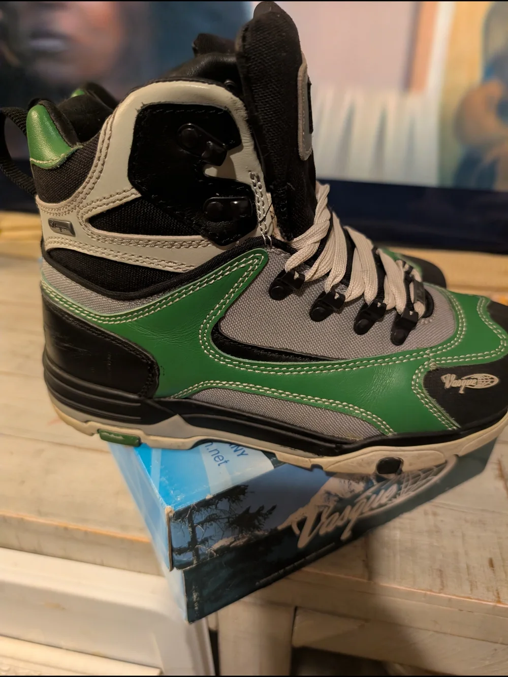 Vasque Boys Ankle Hiker Boots Leather Lace-Up Green/Gray/Black US 7 EU 39.5